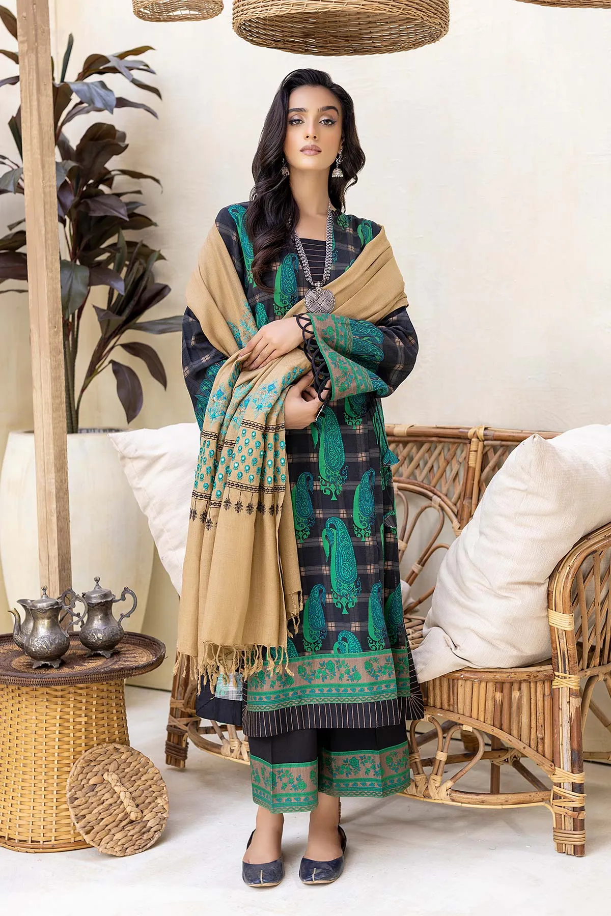 3-Pc Unstitched Khaddar With Embroidered Pashmina Shawl CKD22-07