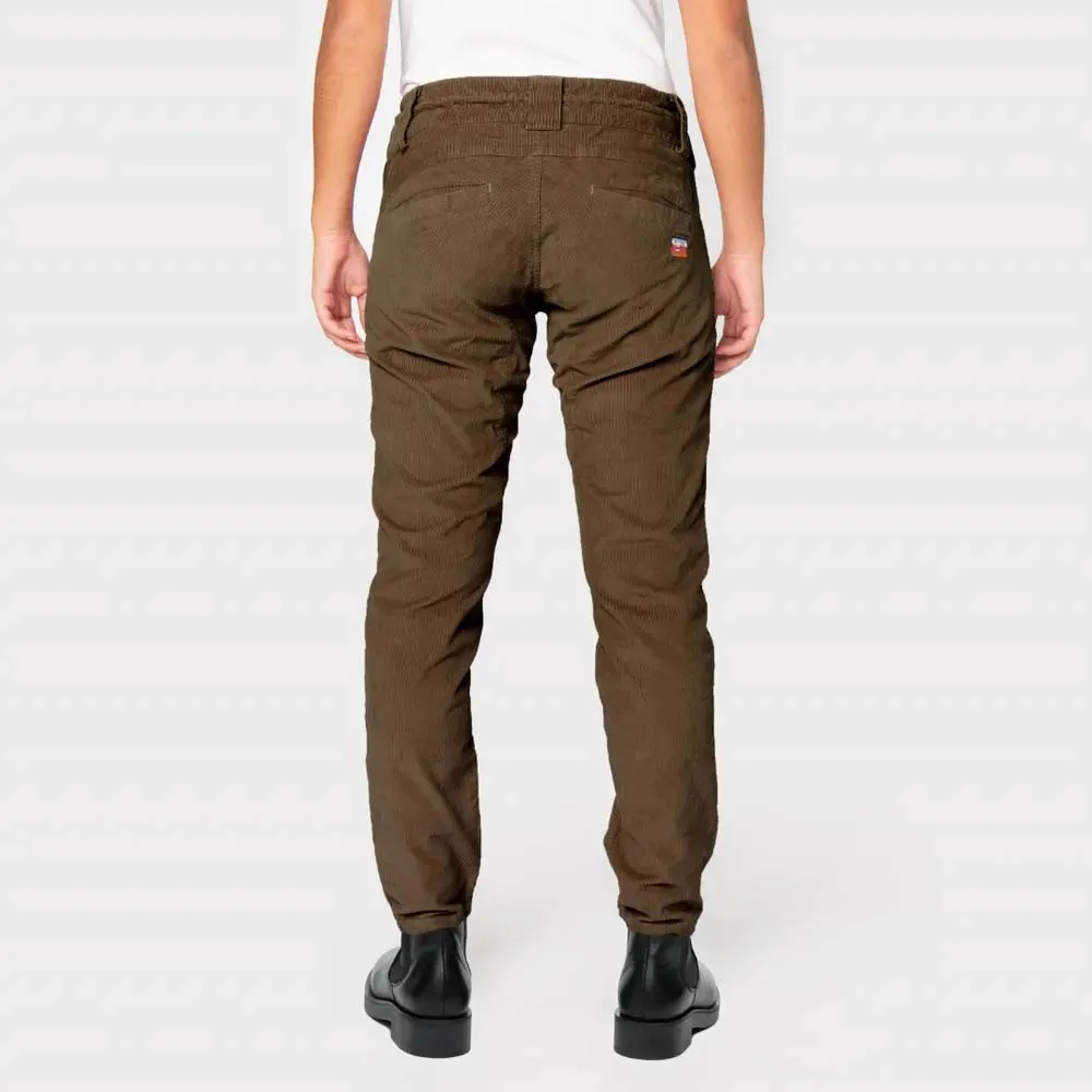 Elevenate Women's Après Cord Pants  Shiitake Brown | Buy Elevenate Women's Après Cord Pants  Shiitake Brown here | Out